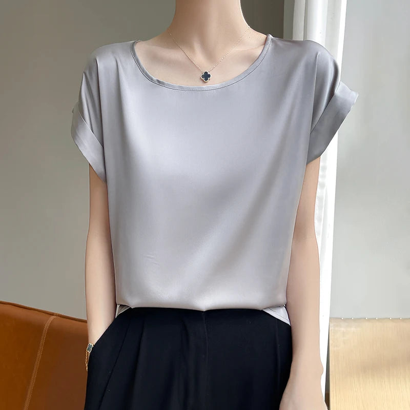 New O-Neck Silk Camisole Ladies Thin Vest Satin Loose Outer Sleeveless Top Summer Suit Insid Sling Mulberry Silk Bottoming Shirt