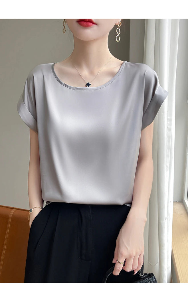 New O-Neck Silk Camisole Ladies Thin Vest Satin Loose Outer Sleeveless Top Summer Suit Insid Sling Mulberry Silk Bottoming Shirt